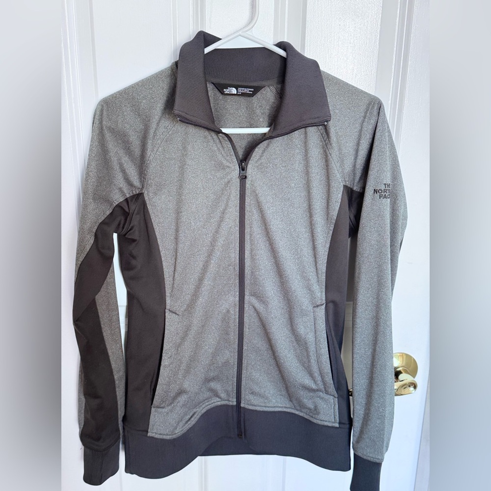 New North Face Women’s Track Jacket